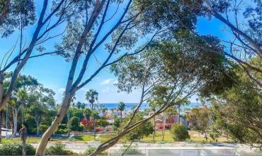 805 Harbor Cliff Way 214, Oceanside, California 92054, 3 Bedrooms Bedrooms, ,3 BathroomsBathrooms,Residential,Buy,805 Harbor Cliff Way 214,PTP2406733