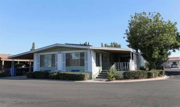 9255 N Magnolia Avenue SPC 128, Santee, California 92071, 2 Bedrooms Bedrooms, ,2 BathroomsBathrooms,Manufactured In Park,Buy,9255 N Magnolia Avenue SPC 128,PTP2406760