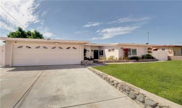 225 W Alru Street, Rialto, California 92376, 4 Bedrooms Bedrooms, ,2 BathroomsBathrooms,Residential,Buy,225 W Alru Street,CV24187720