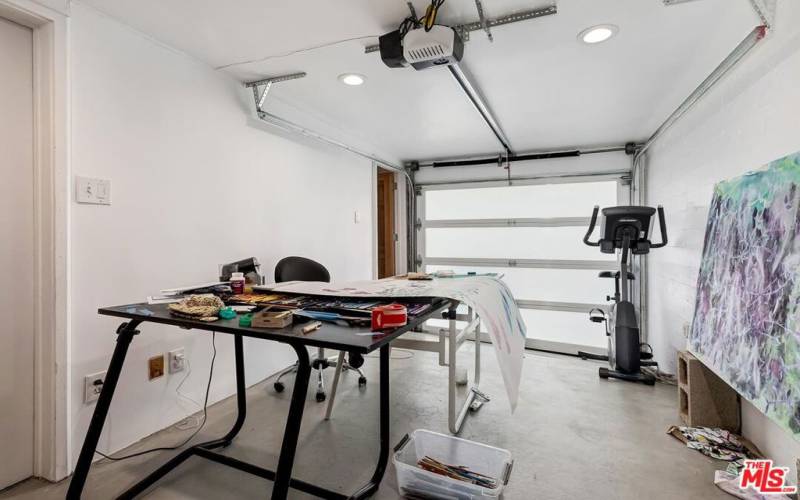 Finished Garage/Studio