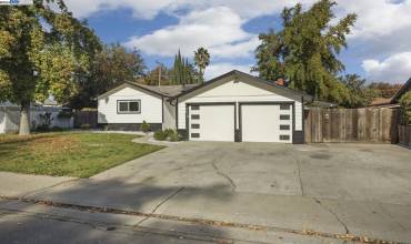 105 W Benjamin Holt Dr, Stockton, California 95207, 3 Bedrooms Bedrooms, ,2 BathroomsBathrooms,Residential,Buy,105 W Benjamin Holt Dr,41078049