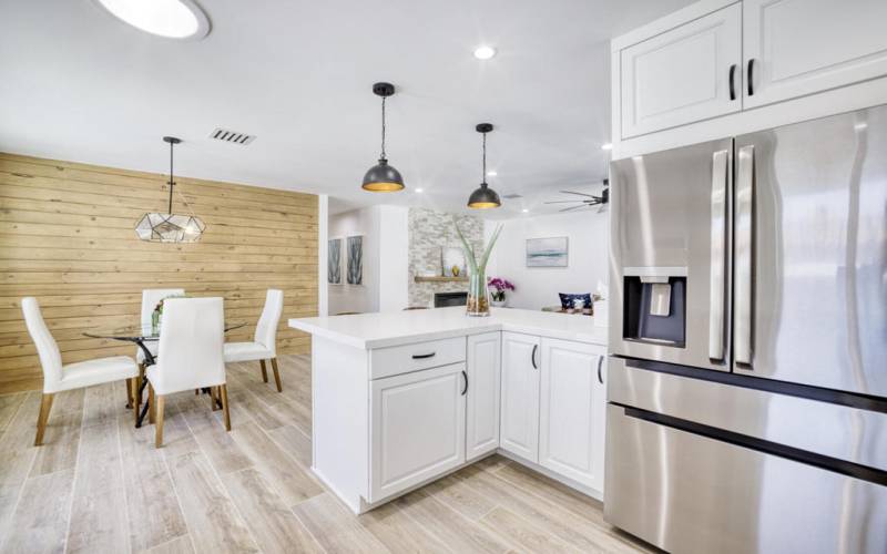 Kitchen & Dining Area