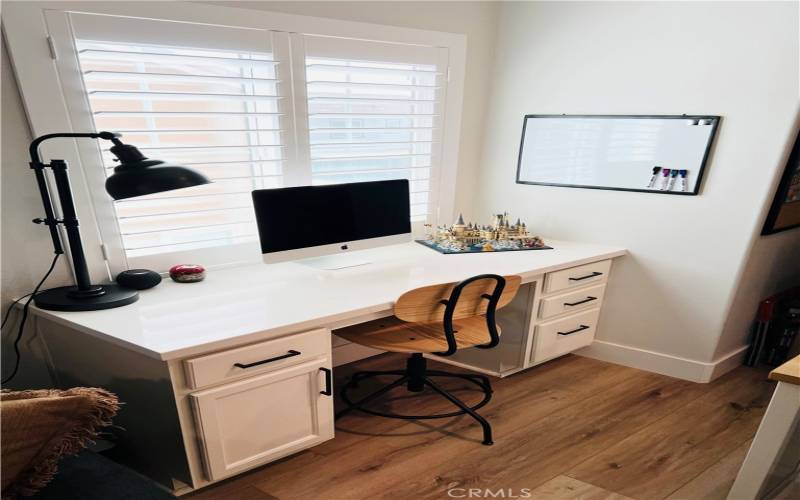 upstairs loft built-in desk