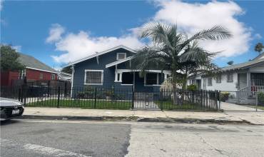 This is a picture of the front of the property. The landscaping is very good, and the trees provide a lot of shade.