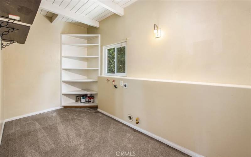 Spacious laundry room.