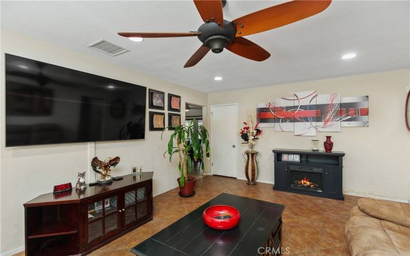 Tile flooring throughout all the common areas.