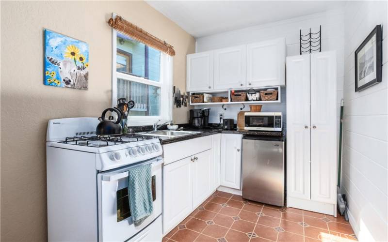 Kitchen in Studio Unit