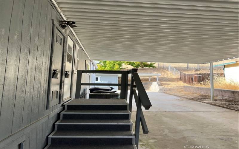  entrance thru carport