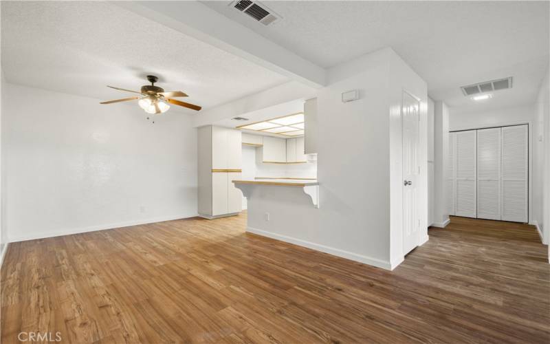 Kitchen & Dinning Room