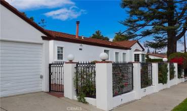 14936 Camarillo Street, Sherman Oaks, California 91403, 3 Bedrooms Bedrooms, ,2 BathroomsBathrooms,Residential Lease,Rent,14936 Camarillo Street,SR24226395