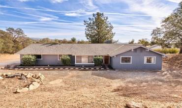 28891 Crystal Springs Court, Coarsegold, California 93614, 4 Bedrooms Bedrooms, ,2 BathroomsBathrooms,Residential,Buy,28891 Crystal Springs Court,FR24225702