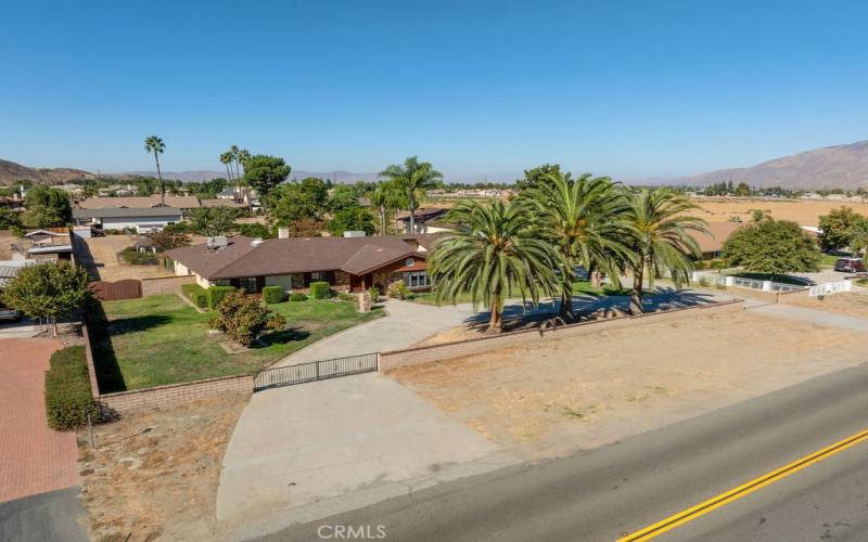 Custom Built, Single Story, 4 Bedroom, 2.5 Bath, Pool Home, 2,860 Sq Ft, 1.04 Acres, 8 Car Garage, located in the Valle Vista area of East Hemet