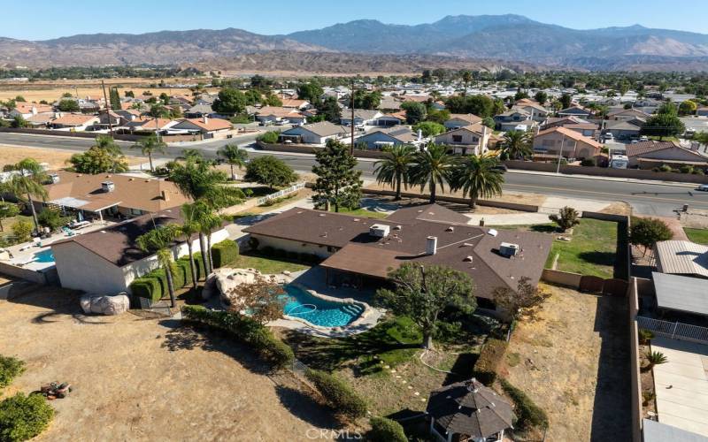 Custom Built, Single Story, 4 Bedroom, 2.5 Bath, Pool Home, 2,860 Sq Ft, 1.04 Acres, 8 Car Garage, located in the Valle Vista area of East Hemet