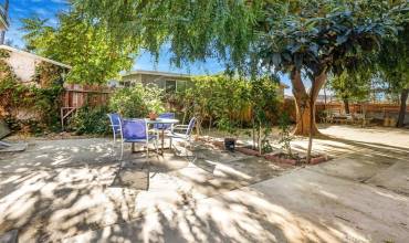 10607 Whitegate Avenue, Sunland, California 91040, 3 Bedrooms Bedrooms, ,2 BathroomsBathrooms,Residential,Buy,10607 Whitegate Avenue,SR24226796