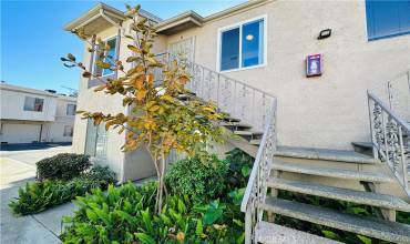 5500 Dobbs Street 8, Los Angeles, California 90032, 2 Bedrooms Bedrooms, ,1 BathroomBathrooms,Residential,Buy,5500 Dobbs Street 8,SB24226262