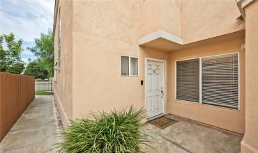 16001 S Vermont Avenue 40, Gardena, California 90247, 3 Bedrooms Bedrooms, ,2 BathroomsBathrooms,Residential,Buy,16001 S Vermont Avenue 40,OC24223492