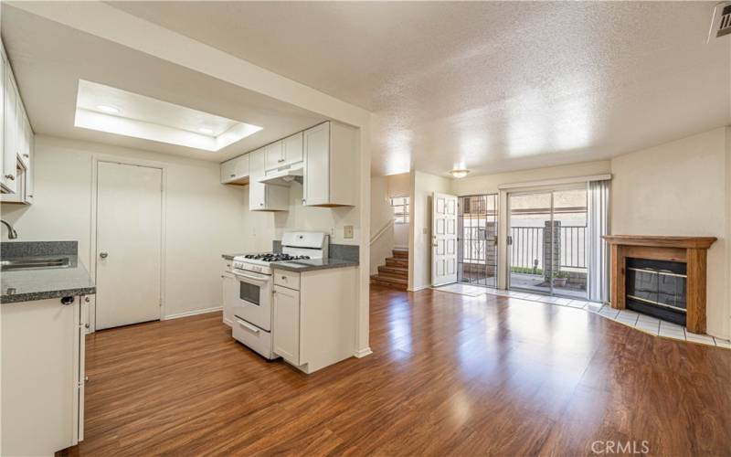 Dining Room & Kitchen