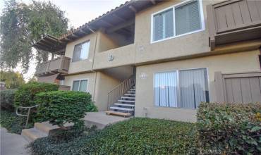 1345 Cabrillo Park Drive D11, Santa Ana, California 92701, 1 Bedroom Bedrooms, ,1 BathroomBathrooms,Residential,Buy,1345 Cabrillo Park Drive D11,OC24225866