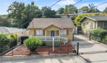 4920 San Rafael Avenue, Los Angeles, California 90042, 2 Bedrooms Bedrooms, ,1 BathroomBathrooms,Residential,Buy,4920 San Rafael Avenue,SR24224834