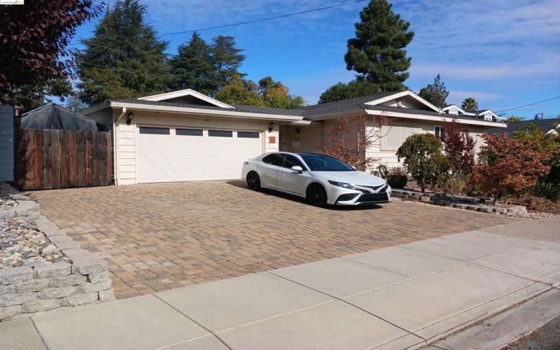 Cobble Stone Driveway