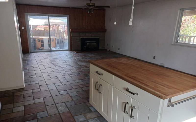 Kitchen Family Room Combo