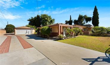 16422 California Avenue, Bellflower, California 90706, 3 Bedrooms Bedrooms, ,2 BathroomsBathrooms,Residential,Buy,16422 California Avenue,PW24220839