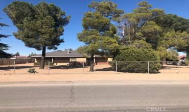 8426 Hickory Avenue, Hesperia, California 92345, 3 Bedrooms Bedrooms, ,2 BathroomsBathrooms,Residential,Buy,8426 Hickory Avenue,PW24217589