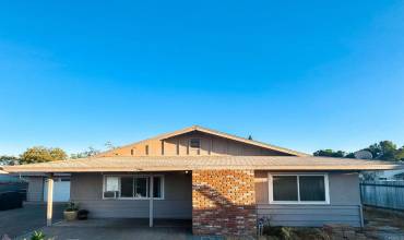 442 F Street, Ramona, California 92065, 3 Bedrooms Bedrooms, ,2 BathroomsBathrooms,Residential,Buy,442 F Street,NDP2409722