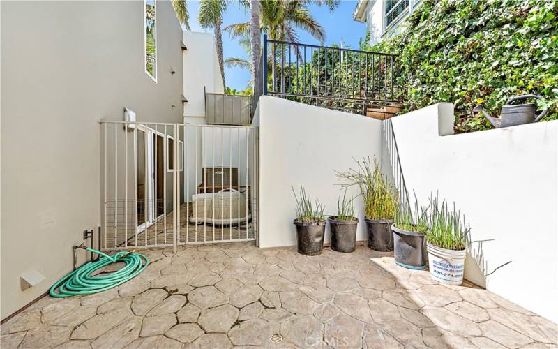 Courtyard patio