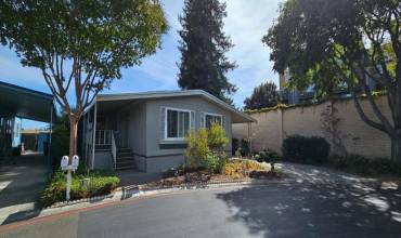 690 Persian Drive, Sunnyvale, California 94089, 2 Bedrooms Bedrooms, ,2 BathroomsBathrooms,Manufactured In Park,Buy,690 Persian Drive,ML81985674