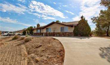 57855 Buena Vista Drive, Yucca Valley, California 92284, 3 Bedrooms Bedrooms, ,2 BathroomsBathrooms,Residential,Buy,57855 Buena Vista Drive,CV24201372