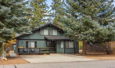 42824 Cedar, Big Bear, California 92315, 4 Bedrooms Bedrooms, ,3 BathroomsBathrooms,Residential,Buy,42824 Cedar,240026041SD