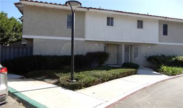 272 Lemon, Irvine, California 92618, 2 Bedrooms Bedrooms, ,2 BathroomsBathrooms,Residential,Buy,272 Lemon,CV24226910