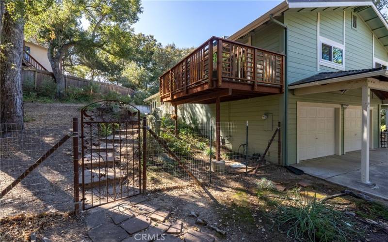 Time to wander around the property. The area immediately around the home is fenced! Perfect to keep animals contained.