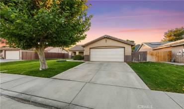 45333 Canutt Place, Lancaster, California 93534, 3 Bedrooms Bedrooms, ,2 BathroomsBathrooms,Residential,Buy,45333 Canutt Place,SR24227032