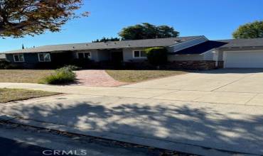 10931 Chimineas Avenue, Northridge, California 91326, 3 Bedrooms Bedrooms, ,2 BathroomsBathrooms,Residential Lease,Rent,10931 Chimineas Avenue,SR24228187