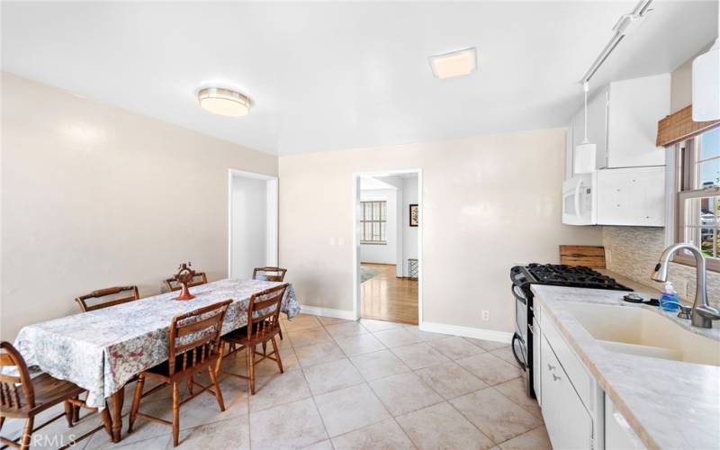 Dining Room & Kitchen