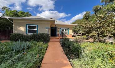 4073 Cedar Street, Riverside, California 92501, 4 Bedrooms Bedrooms, ,1 BathroomBathrooms,Residential Lease,Rent,4073 Cedar Street,SW24228134