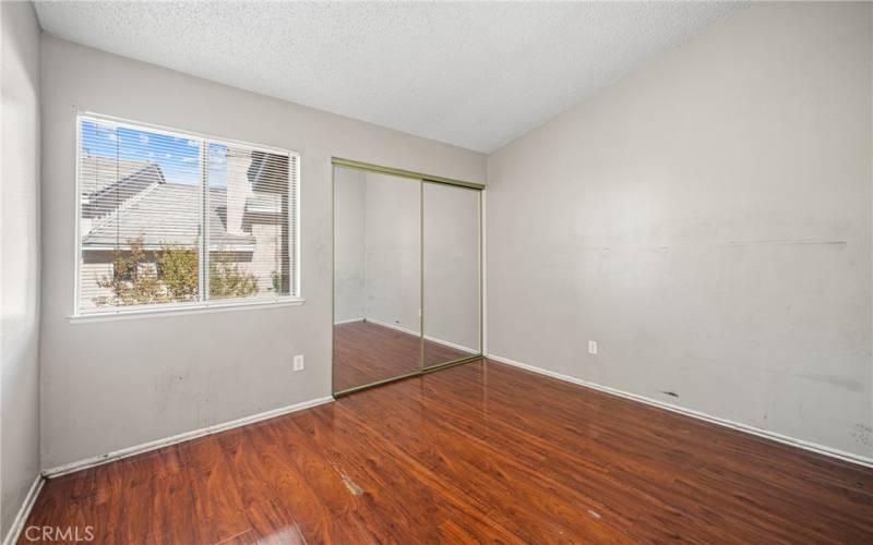 Second upstairs bedroom