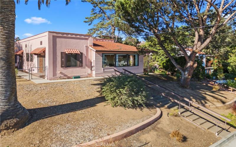 Spanish craftsman bungalow