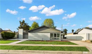 3001 E Stearns Drive, Orange, California 92869, 3 Bedrooms Bedrooms, ,2 BathroomsBathrooms,Residential Lease,Rent,3001 E Stearns Drive,OC24193801