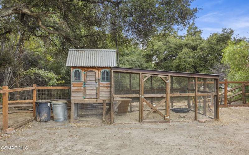 Lookout Chicken Coop