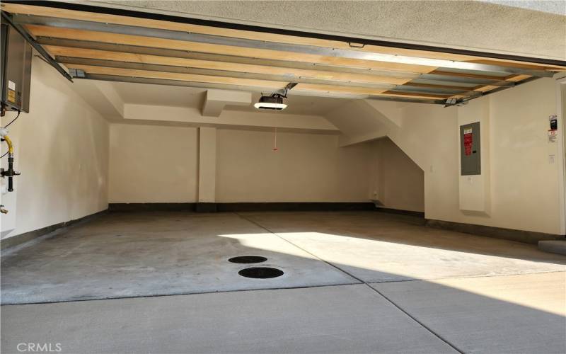 Large 2 Car Direct Access Garage