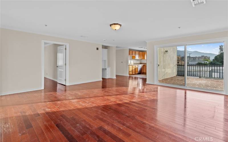 Living Room/ Dining Room