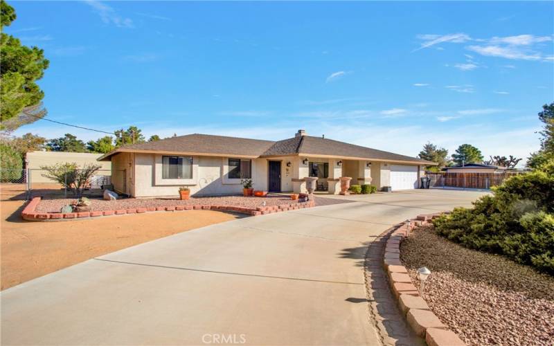 Huge Driveway and 2 Car Garage