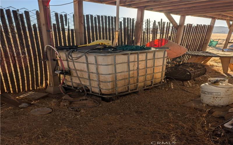 Included 400 gal tote tank for water storage