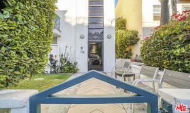 117 Galleon Street C, Marina Del Rey, California 90292, ,1 BathroomBathrooms,Residential Lease,Rent,117 Galleon Street C,24460557