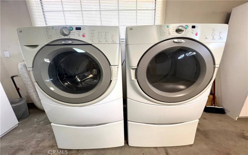 Washer & Dryer