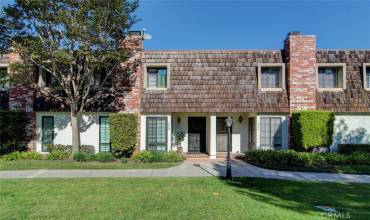 4442 Sea Harbour Drive, Huntington Beach, California 92649, 2 Bedrooms Bedrooms, ,2 BathroomsBathrooms,Residential,Buy,4442 Sea Harbour Drive,OC24226352