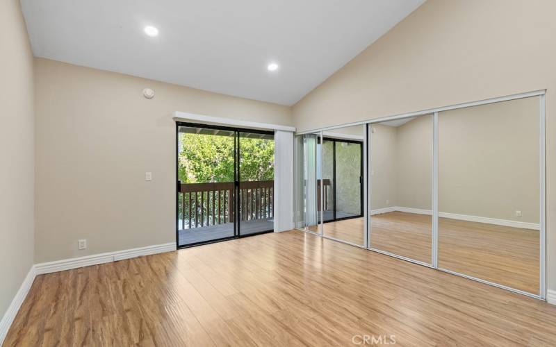 Mirrored closet doors in both bedrooms.